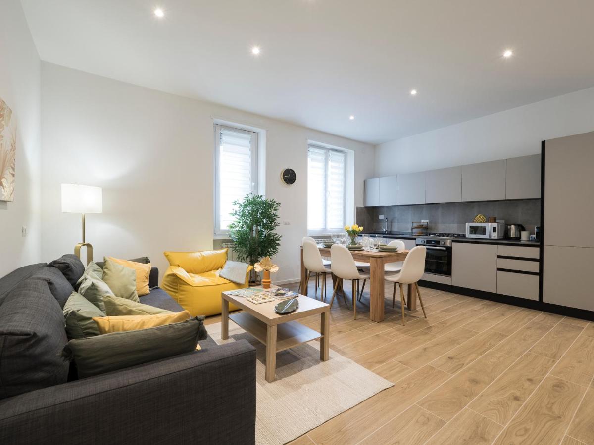 Casa Design Con A/C E Wifi_7 Minuti Ciampino Aeroporto Apartment Exterior foto